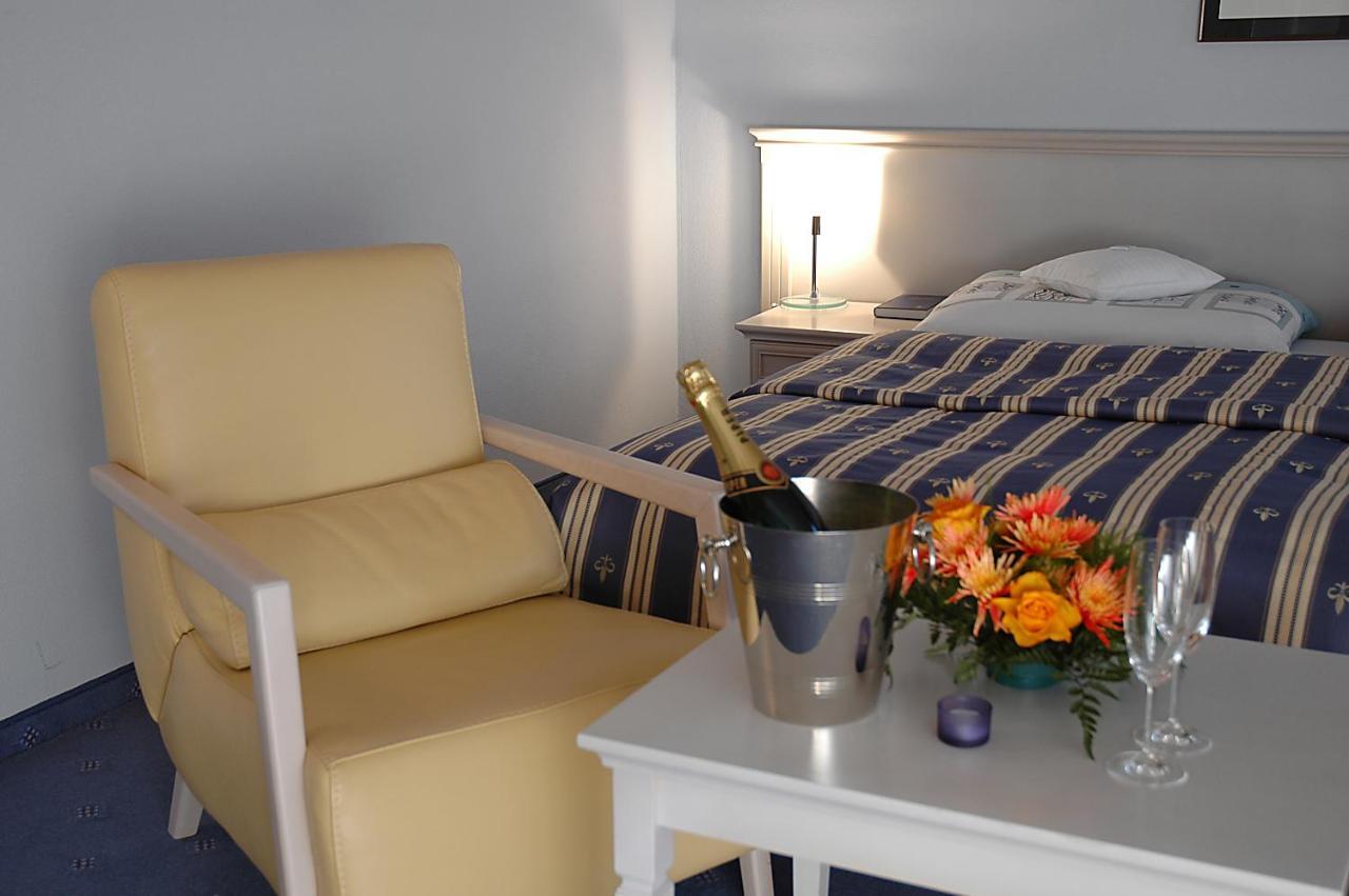 Hotel Hradna Brana Братислава Номер фото